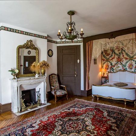 Chateau De Courbelimagne, Raulhac 외부 사진